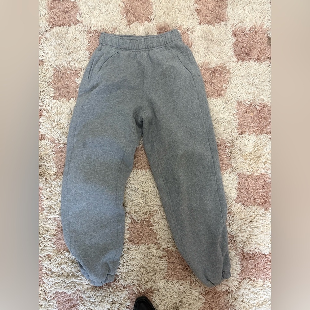 lululemon athletica Light Gray Joggers - Picture 2 of 7